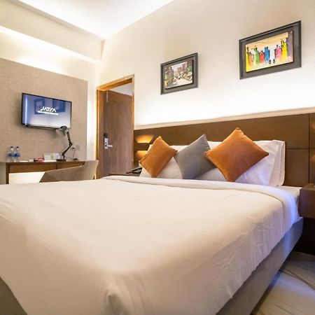 Jatra Flagship Chattogram City Centre Читтагонг Экстерьер фото